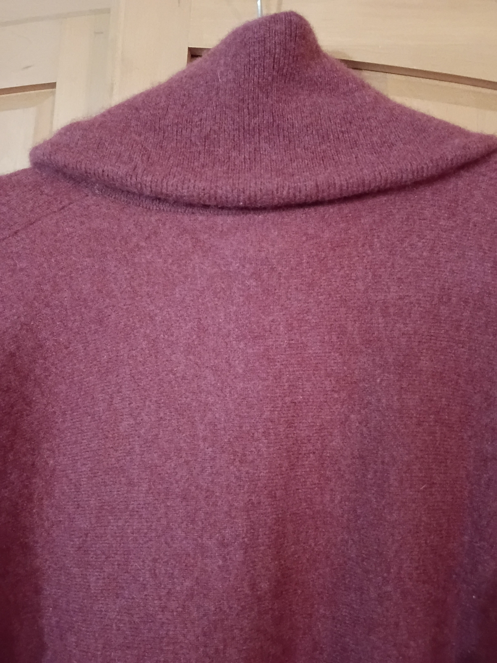 Max Studio Rose Cowl Neck Sweater 100% Cashmere - Picture 7 of 8